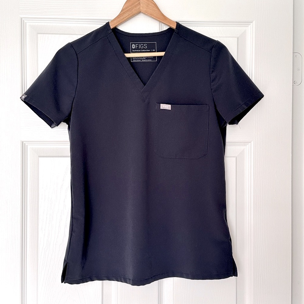 Figs Brand, Quiet Navy Color, Catarina V-Neck Scrub Top XS